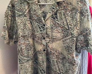 Tap & Co. Women's Paisley Blouse 