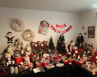 Assortment of Christmas Decor & Ornaments