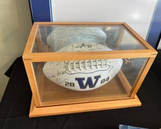 University of Washington  - Washington Huskies Autographed Football