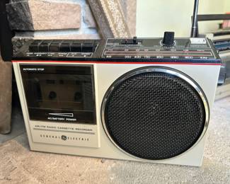General Electric Portable AM/FM Cassette Recorder - Model 3-5244A