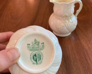 Belleek Sugar & Creamer Set with Ribbon and Bow Design