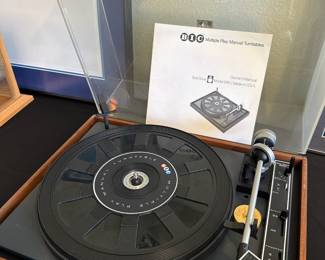 BIC Turntable - Model 940