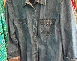 Riders by Lee Women's Denim Button Up Long Sleeve - Size XL