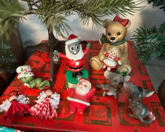 Assortment of Christmas Decor & Ornaments