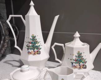 NIKKO Christmastime coffee, tea, cream, sugar