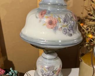 Hurricane lamp