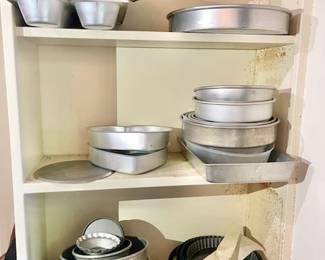 baking/cake bun pans