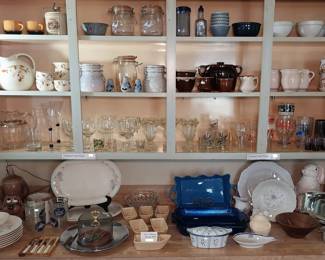 Hall shrimp boats, Hall pitchers and cups, Ninja food processor, Anchor Hocking bakeware, Hamilton Beach toaster oven, Oster rotisserie, Detroit Redwings Cups, Pink, Green, and Blue glassware