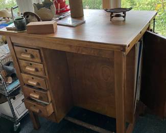 Hamilton drafting desk