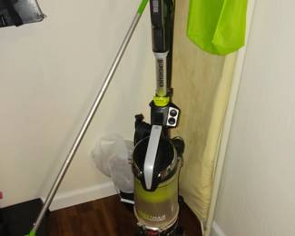 Bissell vacuum cleaner