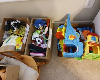 Toy Story plus other kids toys