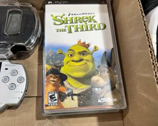 Vintage Video Games Nintendo Play Station PSP