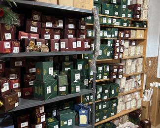 Boyd Bear Figurines, Yesterday Days Child all NIB 