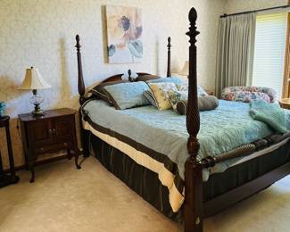 Queen Bedroom Furniture 