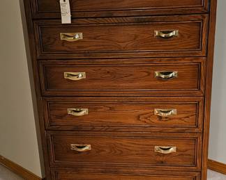 Thomasville chest of drawers