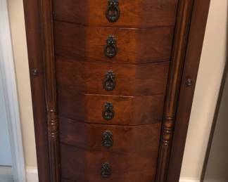 Large cherry jewelry box