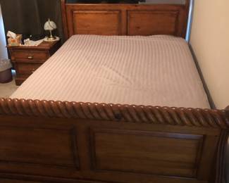 Queen oak sleigh bed / Beautyrest mattress sold separate
