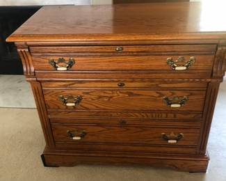 Matching oak small dresser
