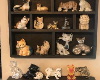 Bone china, ceramic and porcelain Cat figurine collection and Display rack