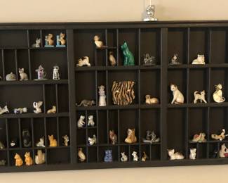 Bone china, ceramic and porcelain Cat figurine collection and Display rack