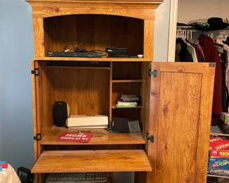 Desk cabinet