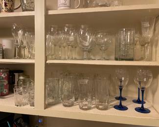 Glasses/barware