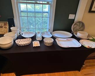 Platters and decorative serving bowls 
