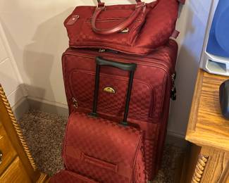 nice set of luggage 