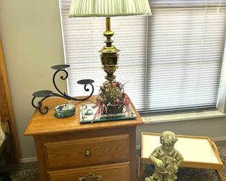oak nightstand, brass lamp