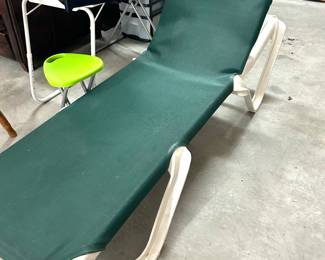 marine lounger ( very nice)
