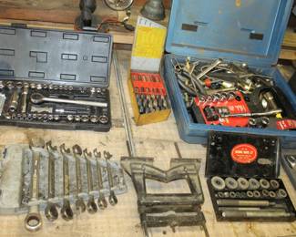 Ratchet Kits, Taps and Dies