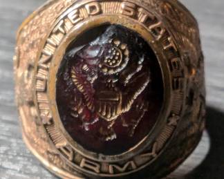 Vintage U.S. Army Ring