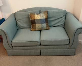 Thomasville Love Seat