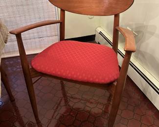 Mid Century Danish Table w/ 1 Leave & 6 Chairs