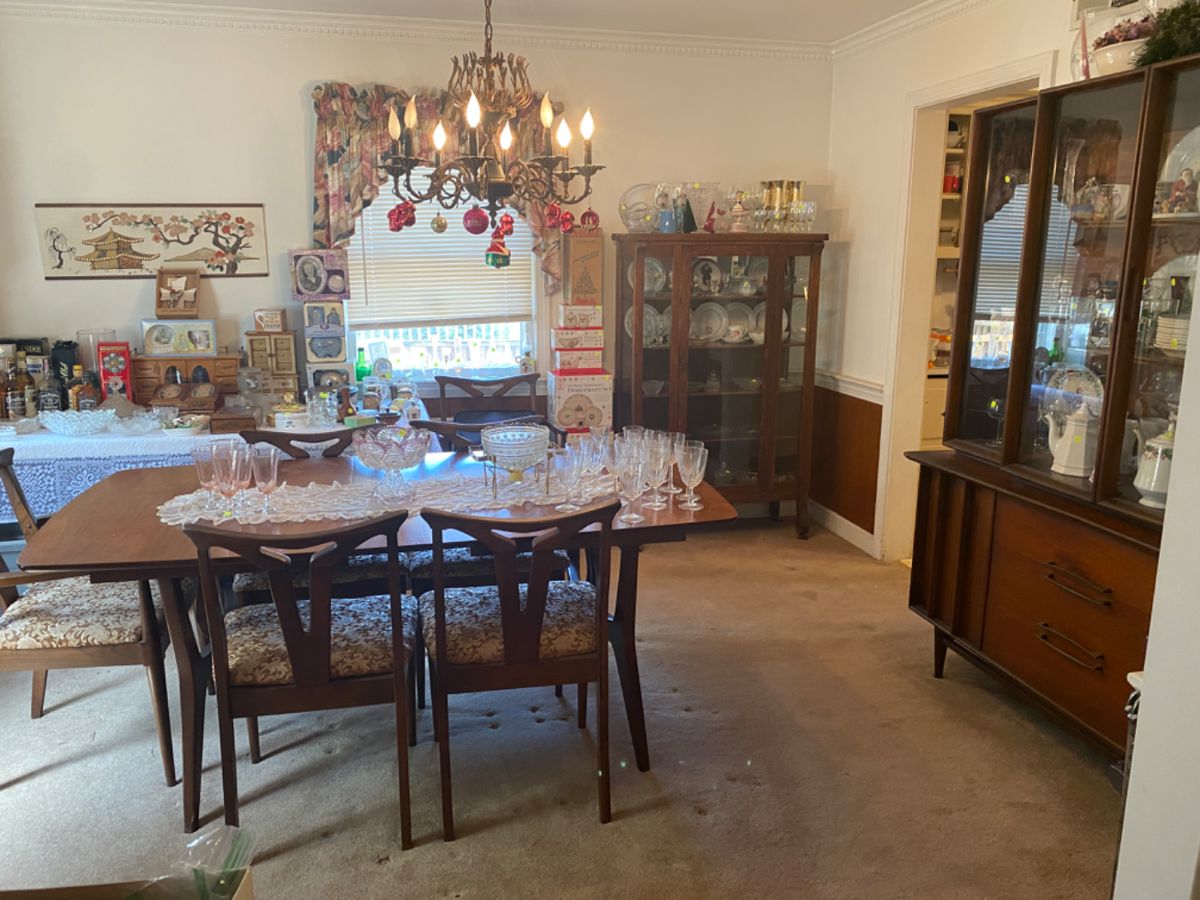 EstateSalesByOlga at 42 Harvard Rd, Linden, NJ 07036