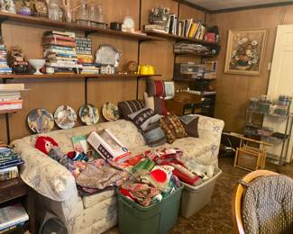 EstateSalesByOlga at 42 Harvard Rd, Linden, NJ 07036