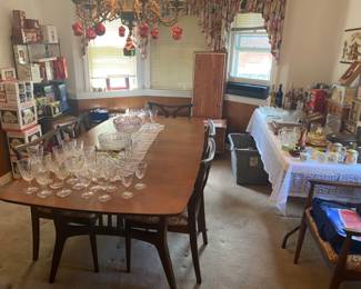 EstateSalesByOlga at 42 Harvard Rd, Linden, NJ 07036