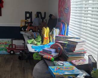 Kids books, games, room decor