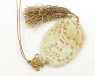 VINTAGE JADE NECKLACE