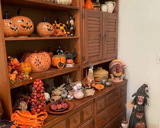 Dressers with hutches and cabinets - great storage !