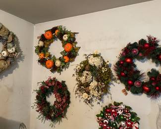 Holiday wreaths