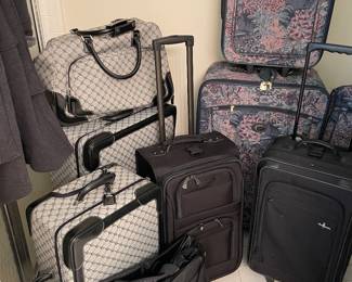 Luggage - excellent condition