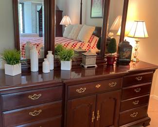 Long dresser with mirror by Thomasville, and 23" Waterford lamp