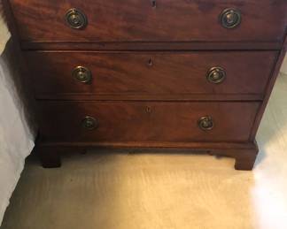 MAHOGANY DRESSER 