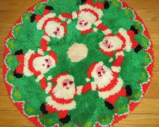 Vintage Santa Clause Hook Rug Tree Skirt