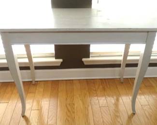 White Console Sofa/Foyer Table