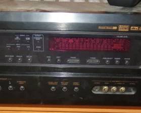 Denon AV Surround Receiver AVR-884