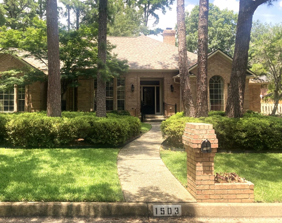 This gorgeous 3701 sq. ft. Hollytree home is for sale and listed by The Pamela Walters Group; many contents and consignments are available.