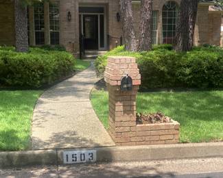 The Divide & Conquer Moving Sale is Sept. 5-7 at 1503 Woodlands in Hollytree, Tyler, TX.