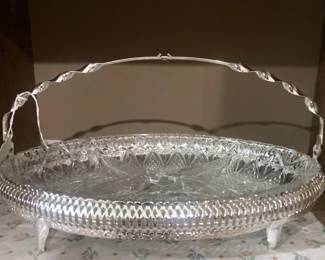 Sweet handled server